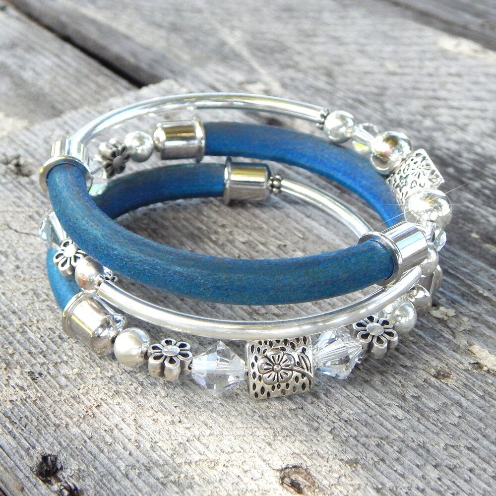 Bracelet - Memory Wire - Daisy Beads - Swarovski Crystals - HANDMADE "USA"